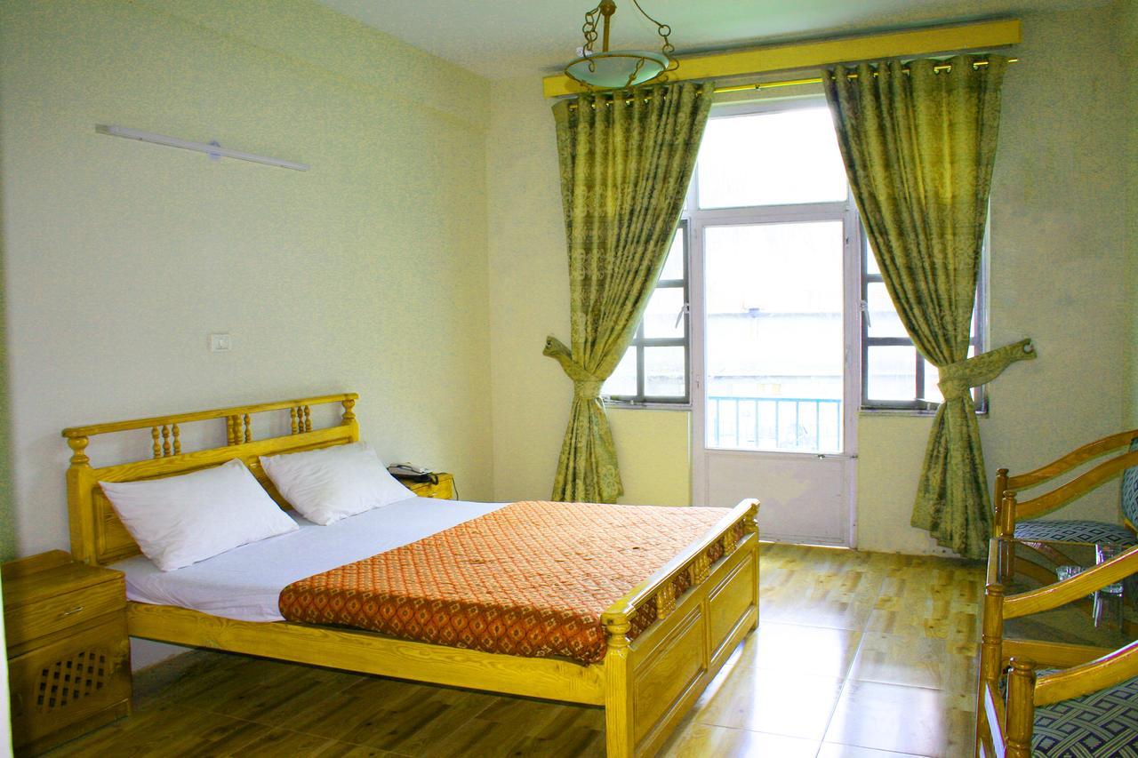 Pine Top Hotels Naran Extérieur photo