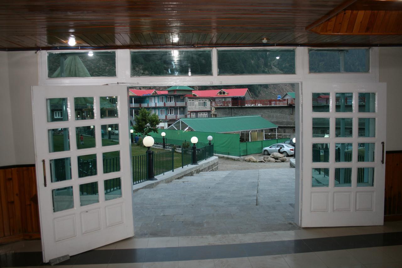 Pine Top Hotels Naran Extérieur photo