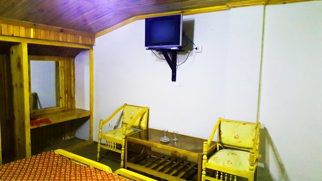 Pine Top Hotels Naran Extérieur photo